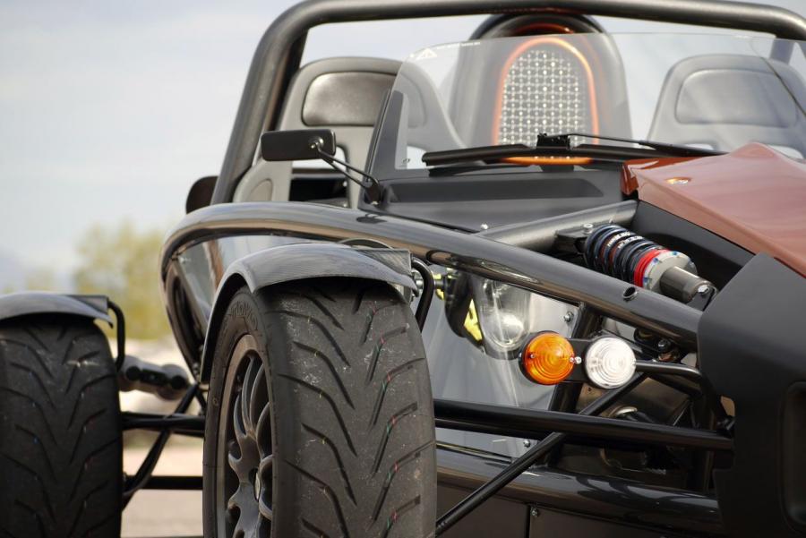 Детали экстерьера Ariel Atom 3 2010 года  (NA) (фото 24 из 31)